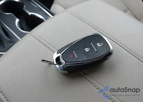 2024 Chevrolet Traverse Limited Awd Ls z USA, uszkodzony, nr VIN 1GNETTKW4RJ129034